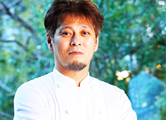 GENIE’S TOKYO LE FRANÇAIS（ジーニーズトーキョー ル フランセ）／FS Planning Co.,ltd 求人 お店の雰囲気作りはスタッフ達から始まります。遊び心を大切に笑顔で働きましょう！