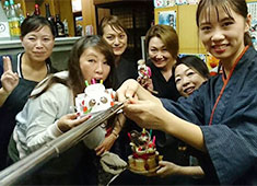 「流」（ながれ）「大衆割烹 藤八」／有限会社リービルフーズ 求人 ▲幅広い年代の男女が在籍！今回の募集に年齢は不問です。