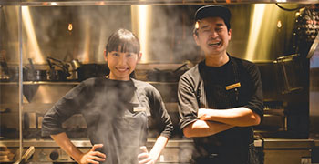 LB6（エルビーシックス）／株式会社グローバルダイニング【東証2部上場】 求人