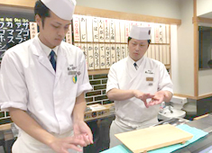 「寿司・和食 魚がし日本一 」「和食 青ゆず寅」「青柚子」／株式会社にっぱん 求人 10月4日「魚がし日本一 高田馬場 アカデミー」設立！未経験もOK！給与をもらいながら、イチから実践で学べますよ！