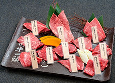 「和牛焼肉 土古里」「焼肉懐石 銀座 舌牛」「焼肉 金タレ」／株式会社ラムラ 求人 希少部位も含め、すべての部位を扱える環境です。