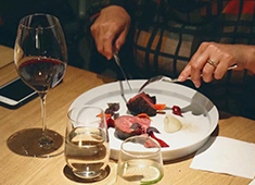 naturam（ナチュラム） 求人 肩ひじ張らないカジュアルなスタイルで本格的なお料理を！