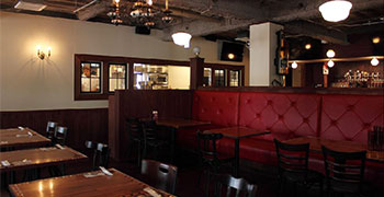 Byrd's Grill&Bar（バーズグリルアンドバー）／Troubadour（トルバドール）／BUBBLE OVER（バブルオーバー） 求人
