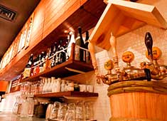 「Mar Mare（マルマーレ）」「LIVING:BAR（リビングバー）」「ほまれ八丁堀」「三茶まれ」／株式会社テアトルダイニング 求人 お客様は20代・30代・40代幅広いです。私たちはいつも元気よく！明るく！がモットーです！