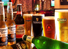 IRISH PUB CELTS（ケルツ）／株式会社第一興商（東証一部上場） 求人 人気のクラフトビールや海外の人気ビールをたくさん取りそろえたお店です。