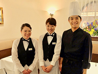 パリの朝市 求人