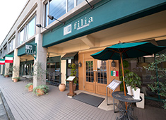 IVYHALL（アイビーホール）､filia（フィリア）／株式会社 アイビー･シー･エス 求人 総席数120席のカジュアルイタリアンレストランfilia（フィリア）を併設。ランチタイムには満席になるほどの賑わい