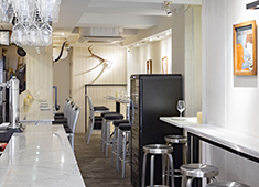 GARDEN Bistro＆Wine／STYLE COMPANY株式会社 求人 働き方が選べる（月6日休み、月8日休み）など、環境づくりにも力を入れています。