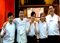旨い肴と美味しい酒 千や 求人 スタッフは若手からベテランまで幅広い年齢層が在籍しています！