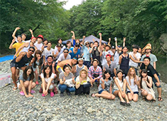 株式会社ファーストリング 求人 一緒に働く仲間は家族も同然！会社のイベントには、家族も彼氏も彼女も参加できるメンバーは皆参加します!