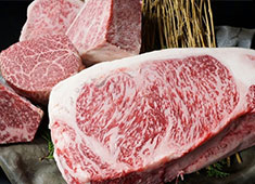 「鉄板焼き ステーキ 湛山（たんざん）」「神戸牛専門店 牛龍（ぎゅうたつ）」 求人 ▲最高級黒毛和牛「A5神戸牛」も堪能できます