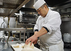 室町砂場 求人 若手からベテランまで幅広く、かつバランスよく在籍しています。