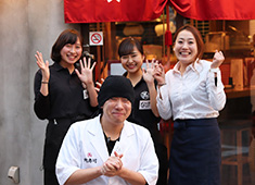ソフトライングループ 求人 仕事は楽しくをモットーに社員同士のコミュニケーションをしっかり取るのが当社の特徴です。