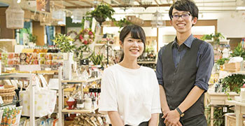 BOULANGERIE Cafe Ruban（リュバン）、RESTAURANT MEGUMI（メグミ）／株式会社フローラ企画 求人