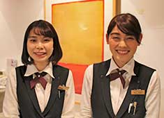 ヴェルテスパ／株式会社三笠会館 求人 若手スタッフも数多く在籍中！
年令は幅広く、全スタッフの共通点は飲食店が好き！な事です！