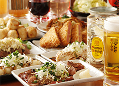 株式会社もつ千 求人 新鮮なもつと備長炭で焼く串焼きがウリ。大山鳥レバテキや牛マルチョウ焼きなど高コスパの人気メニューも！