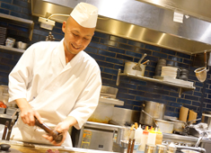かしわ 渋谷店・二子玉川店・上野店／ソルト・コンソーシアム株式会社 求人 仕事とプライベートをもっと充実させてたい人は、実働8h（月176h）勤務もOK！勤務体系はお気軽にご相談ください。