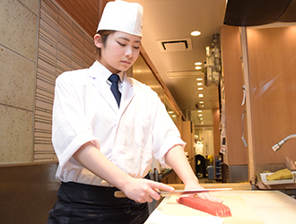 【和食ダイニング】【グルメ廻転寿司】【立ち飲み寿司】／株式会社ネオ・エモーション 求人