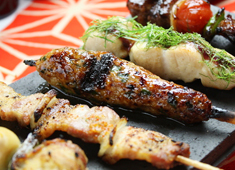 焼とりの八兵衛 求人 ★博多スタイルの焼き鳥学びませんか！個人の成長スピードが圧倒的に早いのが八兵衛ブランドの大きな特徴です。