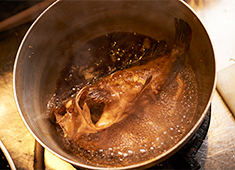 魚と酒 はなたれ 人形町店／株式会社4ever conceptions 求人 ▲魚のノウハウはもちろん、和食の技術が光る料理がズラり！和食・居酒屋・魚業態の経験者は尚優遇します！