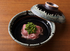 肉匠 堀越 求人 厳選食材を使用しますので、料理人として腕が鳴る環境です！今までの経験を活かした、あなたのアイデアも反映されますよ！