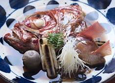鳥よし/宮新/北野 求人 新ブランドの「炭割烹 北野」。魚の知識と技術を身につけるのは当店で！