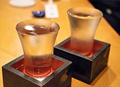 株式会社NJダイニング 求人 利き酒師・ソムリエなどの資格支援は会社で全額負担致します！