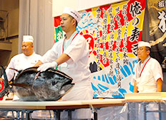 独楽寿司（こまずし）／株式会社 システム企画 求人 様々な活動を通して、地域に貢献できる企業を目指しています。