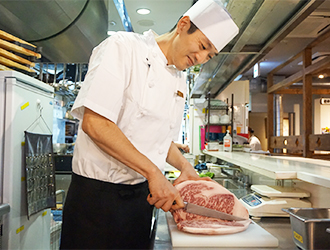 「和牛名匠 牛国屋」「焼肉 黄金の牛」／株式会社 ヒロジャパン フードサービス 求人