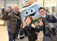 銀座いっぱし ／新橋いっぱし、他（株式会社いっぱし） 求人 社員旅行のワンシーンです。「なんか楽しそうなお店だな」と少しでも感じて頂いた方、ぜひお会いしませんか？