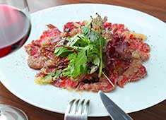 CARNEST（カルネスト） 求人 オシャレな空間と美味しい料理でお客様を魅了しましょう。
