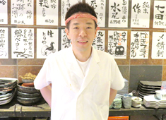 魚浜 学芸大店（みなと寿司グループ） 求人 年令不問。男女不問。定年なし。お望みの年令まで働きたい方、生涯現役希望の方も大歓迎です！