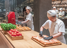 Princi（プリンチ） 求人 ひたむきに向き合い続ける職人たちの手仕事。
そこから、わたしたちのパンは生まれます。