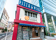 PIZZA&WINE カヤバール 求人 男性はもちろん、女性や未経験の方もたくさん活躍中！環境が良いので、とても働きやすいです！