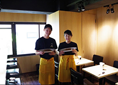 株式会社ハイパードライブ 求人 アルバイトが主体の店舗運営になります。スタッフ教育、オペレーション管理など外食でマネジメント経験がある方歓迎です。