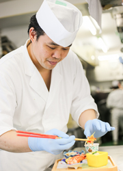 「日本料理 鯉之助」「すし処 きみ」 求人
