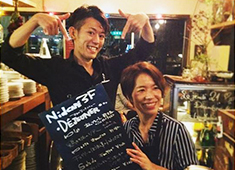 Nid CAFE（ニドカフェ） 求人 旬の素材を扱った、黒板メニューが中心です！いろいろな料理を経験できるので、短期間で成長することができます！