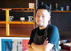Nid CAFE（ニドカフェ） 求人 シェフがフランスでの経験も持つ本格派。あなたの経験に応じて仕事をお任せしていくので、経験を浅い方もご安心を！