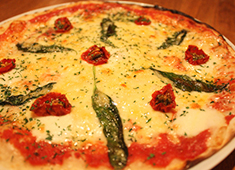 イタリアン酒場 Esto.／株式会社 東京天竜 求人 企画から一緒に参加し、２号店・３号店を成功させましょう。