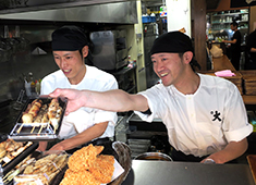 焼き鳥居酒屋「ビッグ」／株式会社ビッグミート 求人 あなたの和食経験を活かして下さい！
焼鳥が焼ける大歓迎！