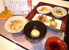 桜十字グループ　※高級介護施設調理部門（ホスピタルメント武蔵野） 求人 本格志向の料理を提供する環境だからこそ、学べることが多数！落ち着いて働ける分、料理を基礎から覚えることも可能！