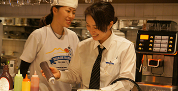 MAR-DE NAPOLI JAPAN INC.／マルデナポリ、DA BOCCIANO！、山半、ほか 求人