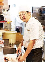 「和牛名匠 牛国屋」「焼肉 黄金の牛」／株式会社 ヒロジャパン フードサービス 求人