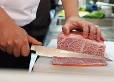 「和牛名匠 牛国屋」「焼肉 黄金の牛」／株式会社 ヒロジャパン フードサービス 求人 地元埼玉で活躍したい方も大歓迎！