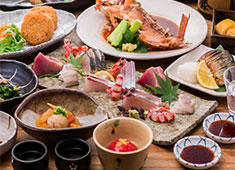 株式会社 四季の台所 求人 夜は定食利用だけでなく、宴会でご利用いただくお客様もいます。