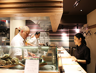 築地のさかな屋 銀座店／株式会社 中与（築地 中島水産グループ） 求人