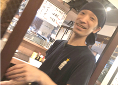 大金星 人形町店 求人 料理長、店長は月給35万5000円～45万円+賞与。事業拡大と共に新たなポジションでの活躍も期待しています！