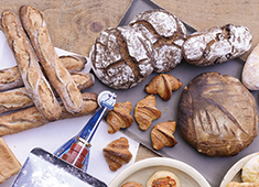 THE OPEN BAKERY 求人 ベーカリーだけでなく、スイーツやイタリアン等幅広く経験できます。