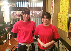 素揚げや 小岩店、他／株式会社D&F 求人 年齢や経験でなく、人柄採用を徹底しているので、幅広い経験を持つスタッフが活躍しています！