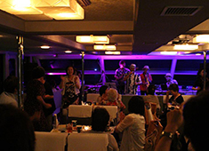 「Blair House」「Blair Marina」「Blair Garden」／株式会社エスワイピー 求人 松島ディナークルーズのイベントでのジャズバンド！年齢も幅広く沢山の方々に愛されるお店になりました！